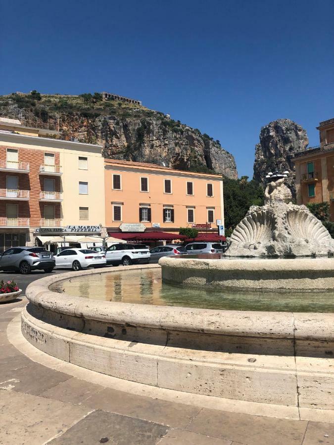 Central House Terracina Kültér fotó